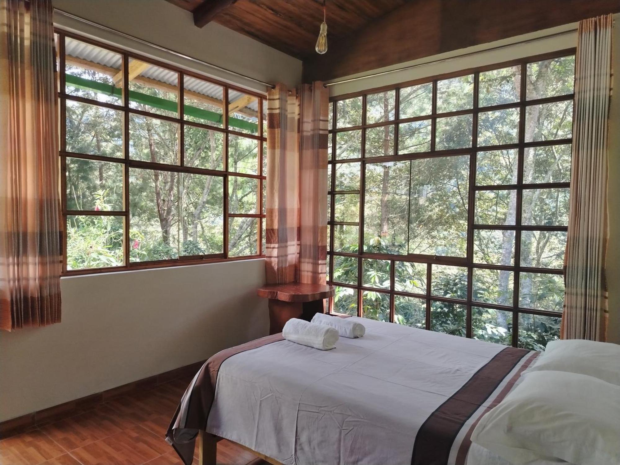Lucmabamba Lodge 圣特雷莎 外观 照片