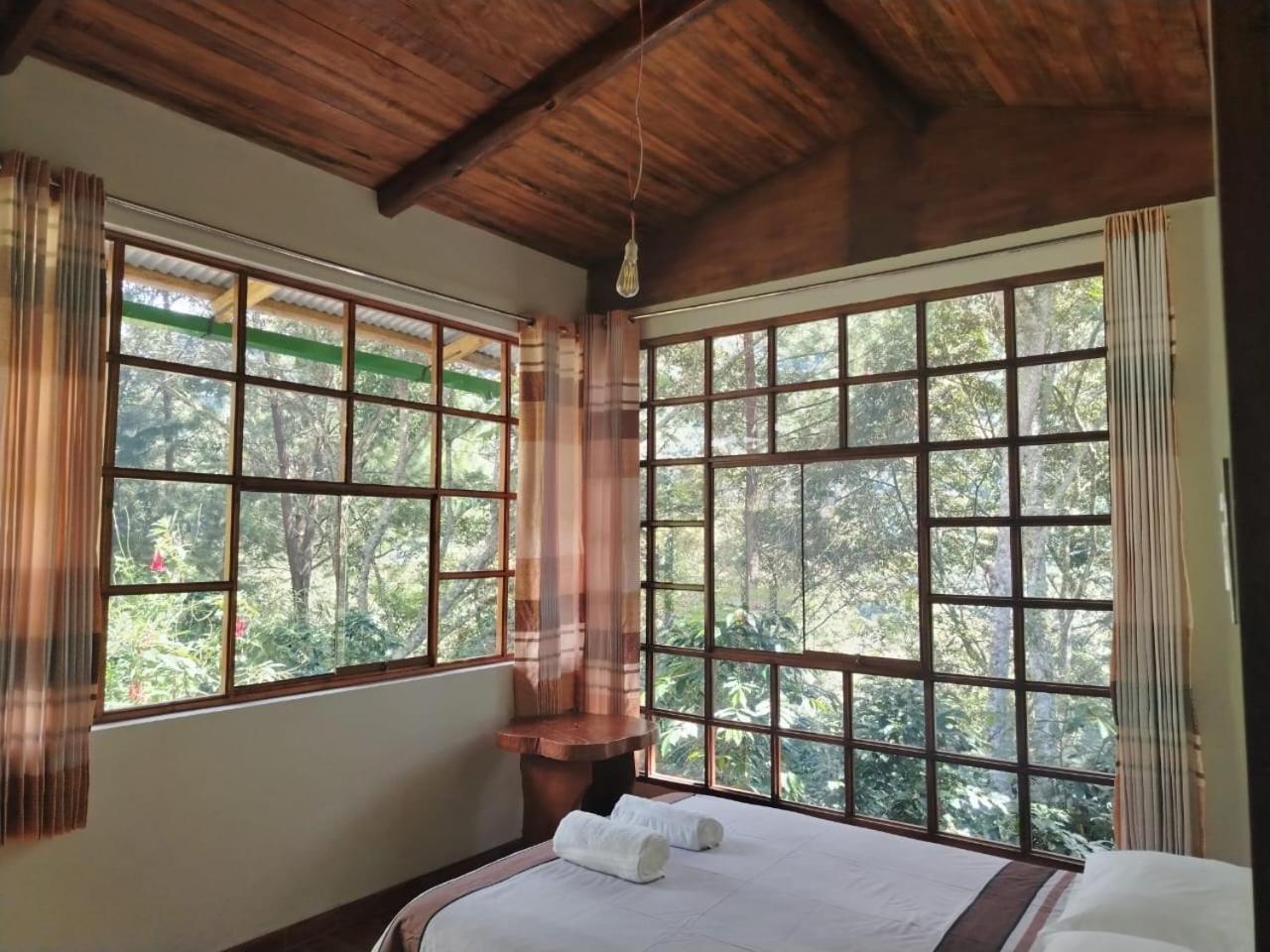Lucmabamba Lodge 圣特雷莎 外观 照片